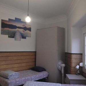 Basic Triple Room